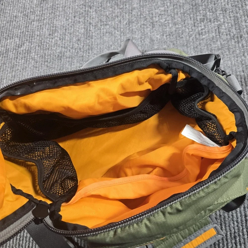 L.L. Bean Green Ripstop Duffle Bag Soft Case Adjustable Straps Men Travel Gym
